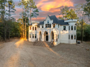 Castle on Royal Creek